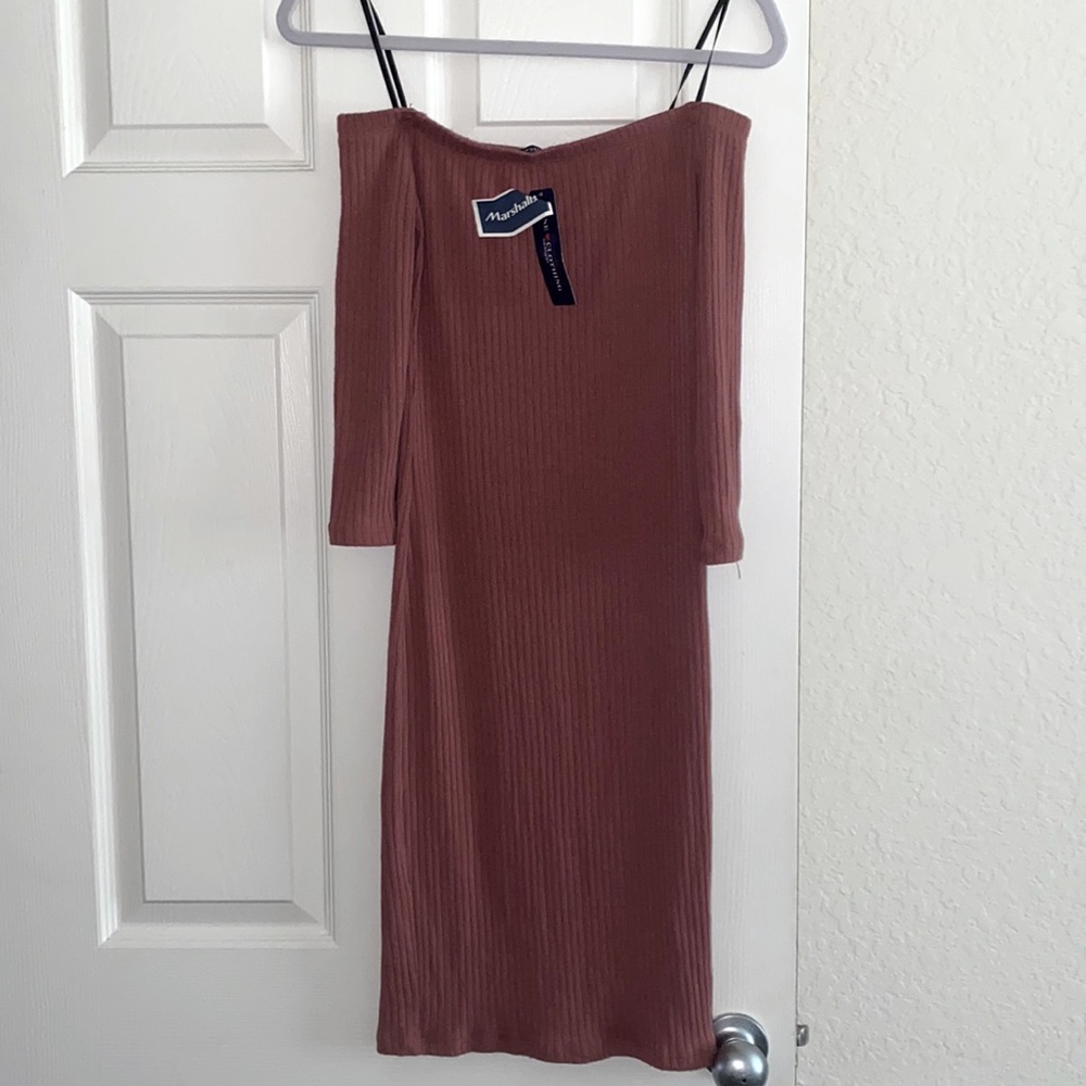 Never worn mauve colored cotton dress. Size small.